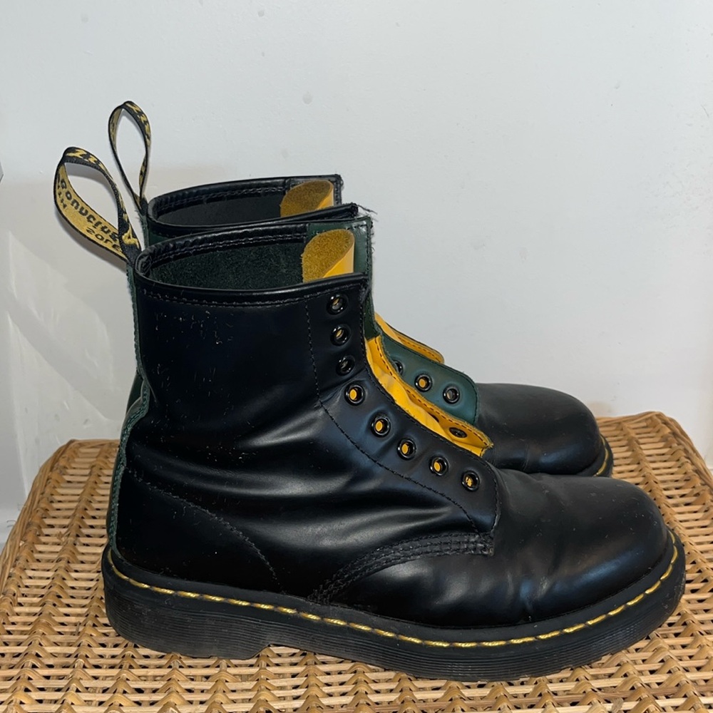 Dr. Martens 1460 Contrast Boots